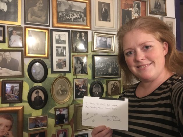 Trine ønsket velkommen til Myheritage-området ved kafeen i andre etasje.